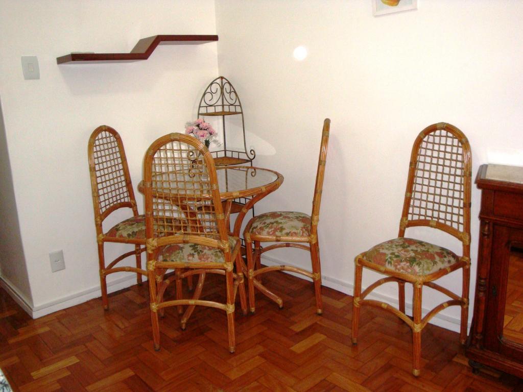 Figueiredo Magalhaes * Rio de Janeiro